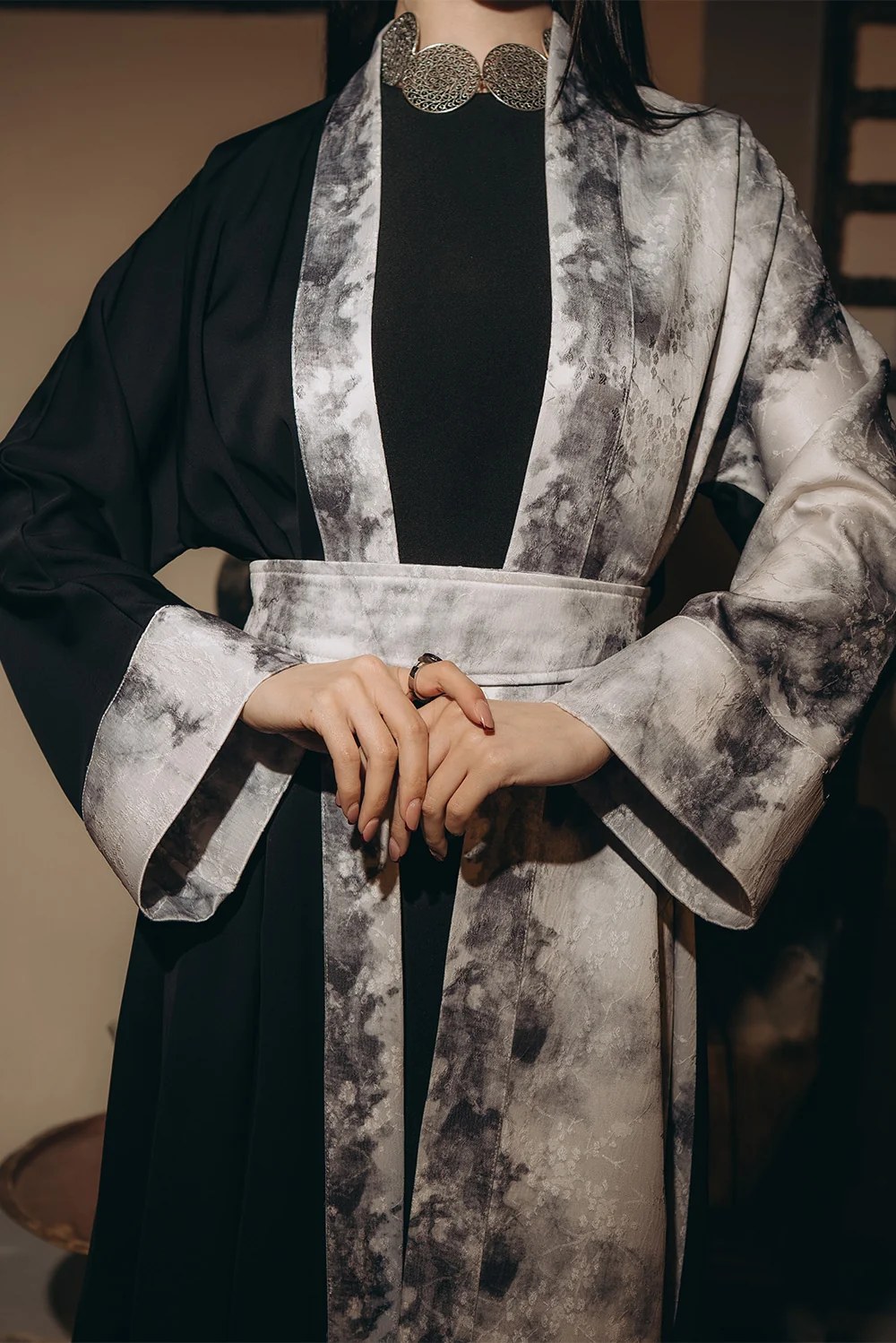 Open Abaya