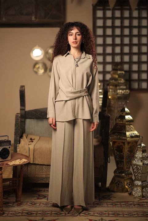 Wide-Leg Linen Trousers