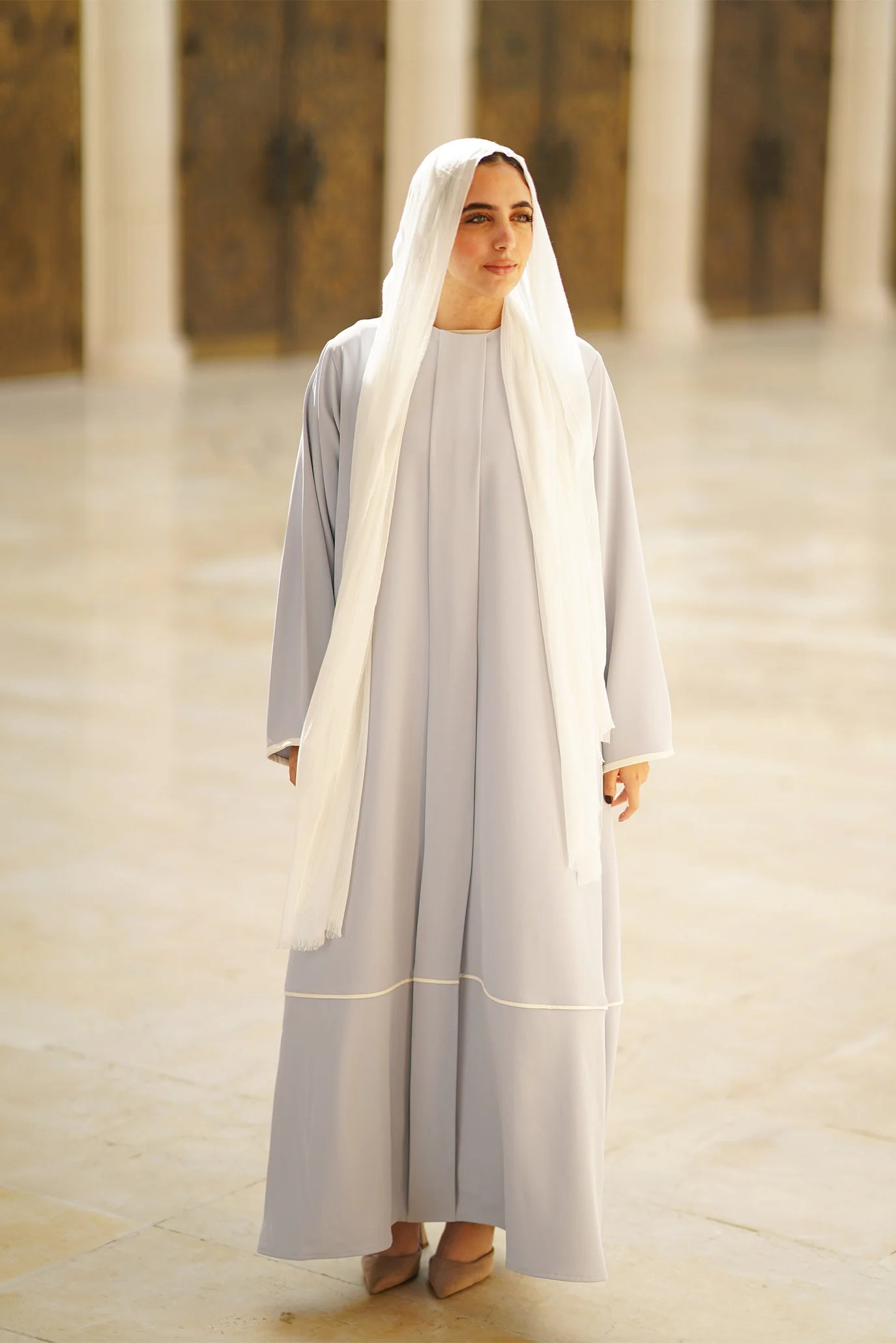 Flowy Abaya