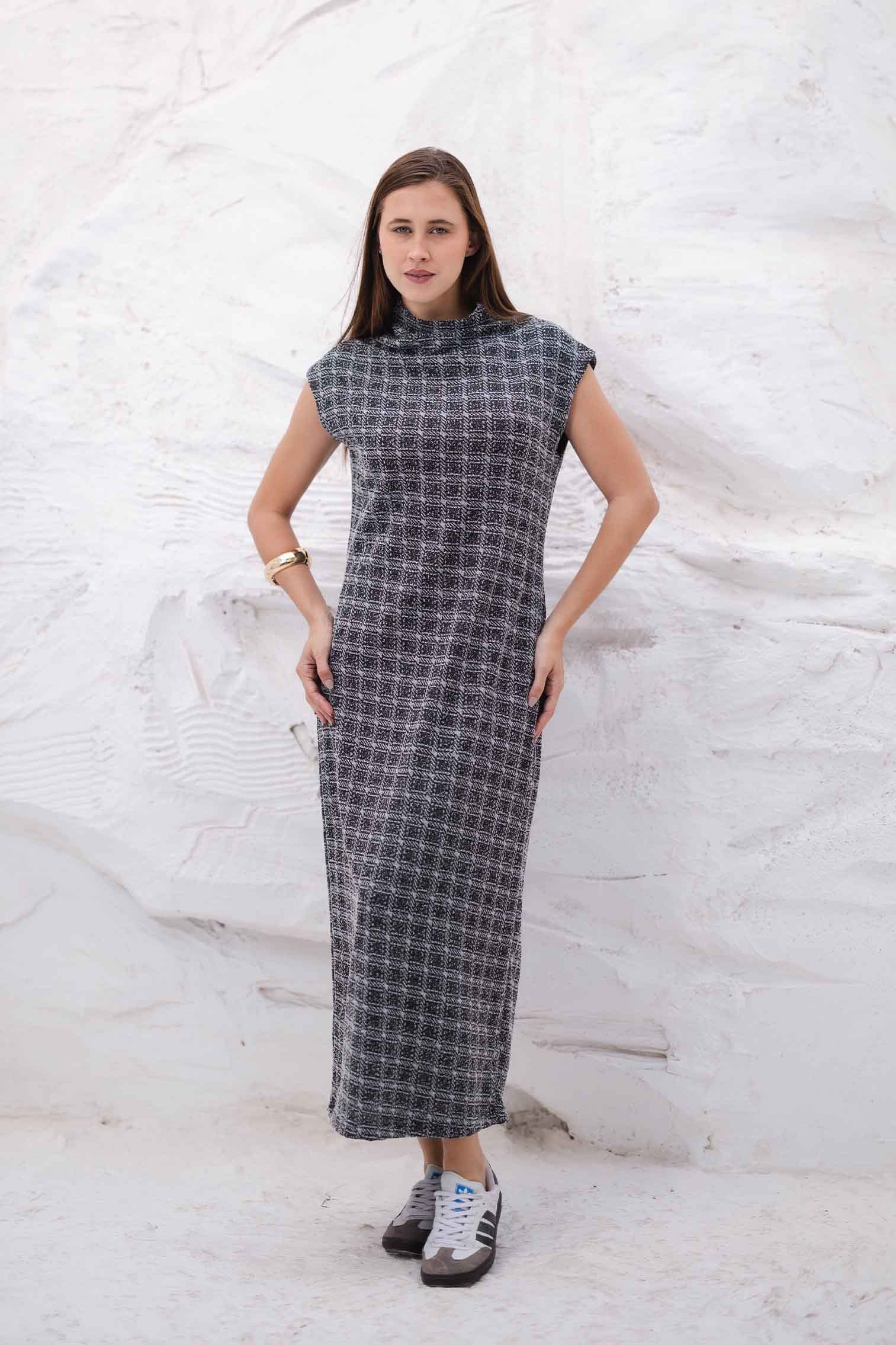Check Sleeveless Dress