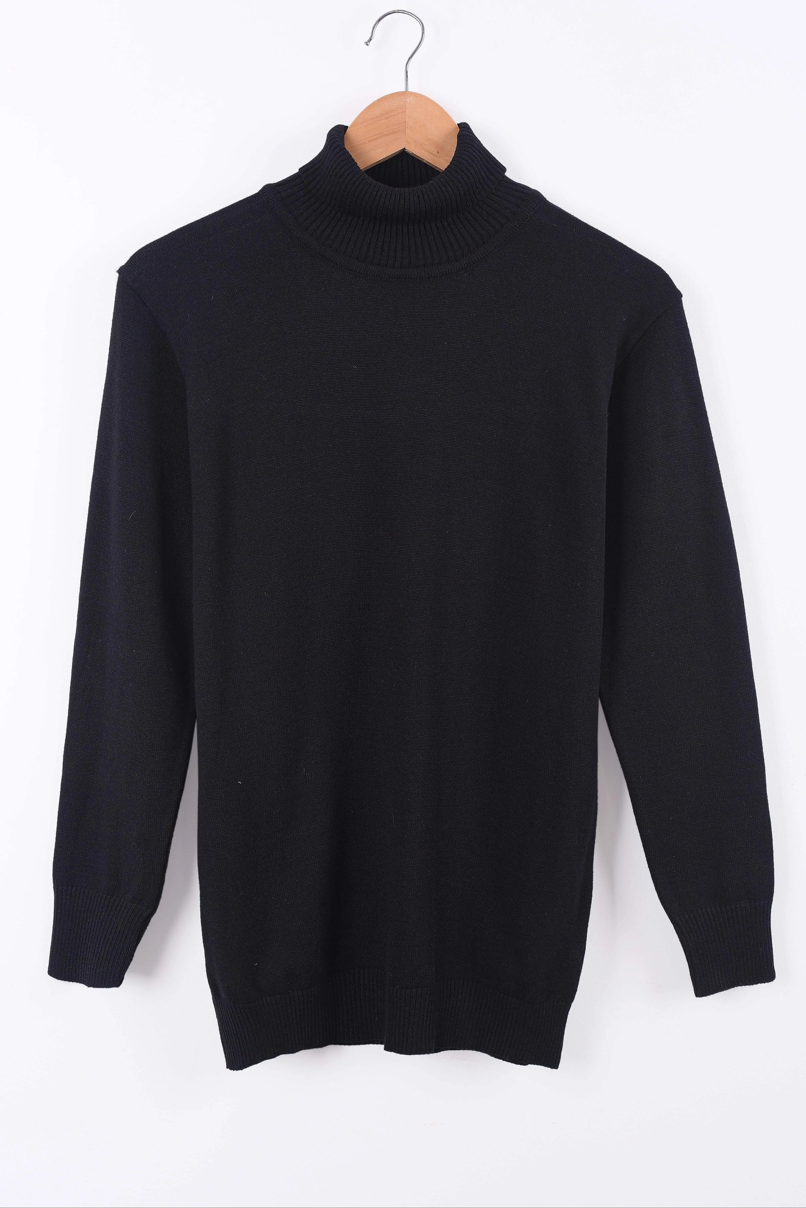 Everyday knit pullover