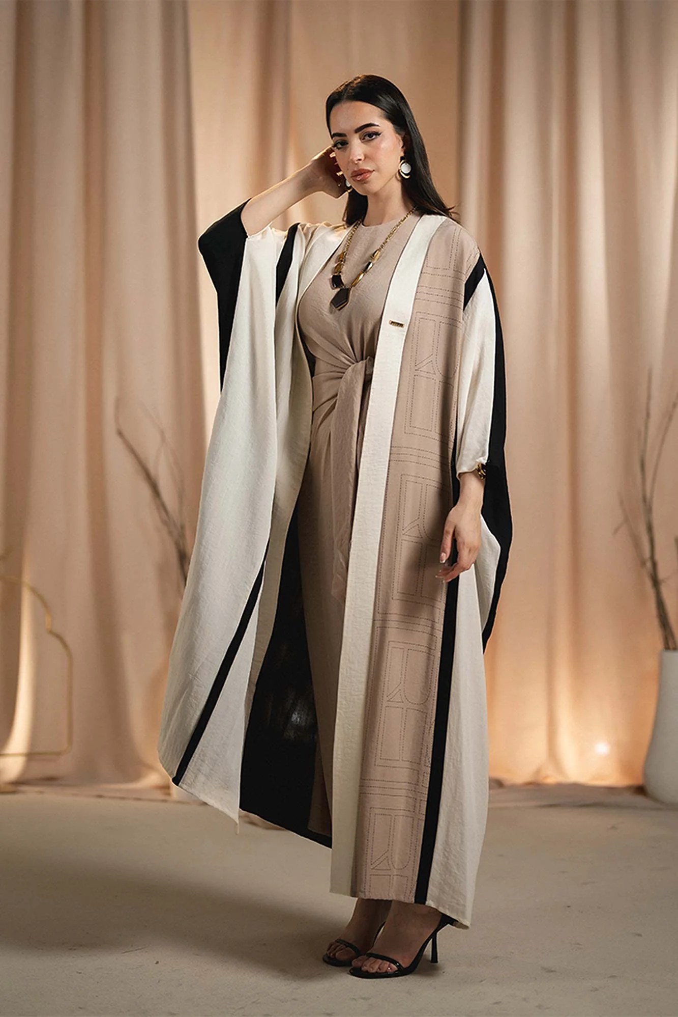 Open Abaya