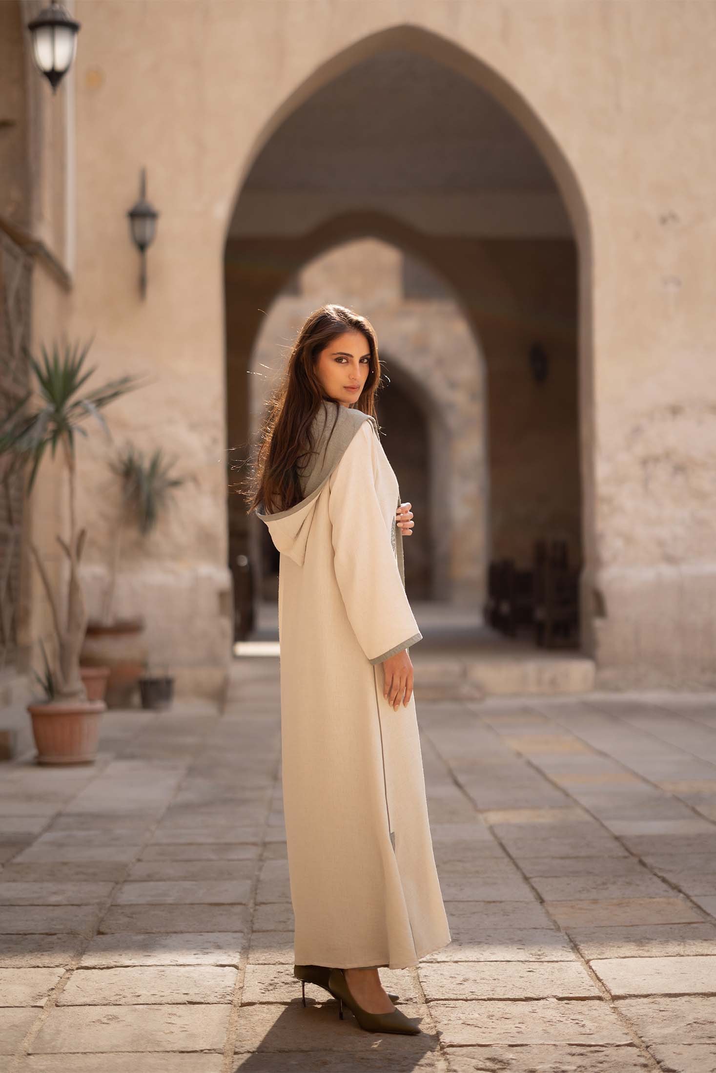 Open Abaya