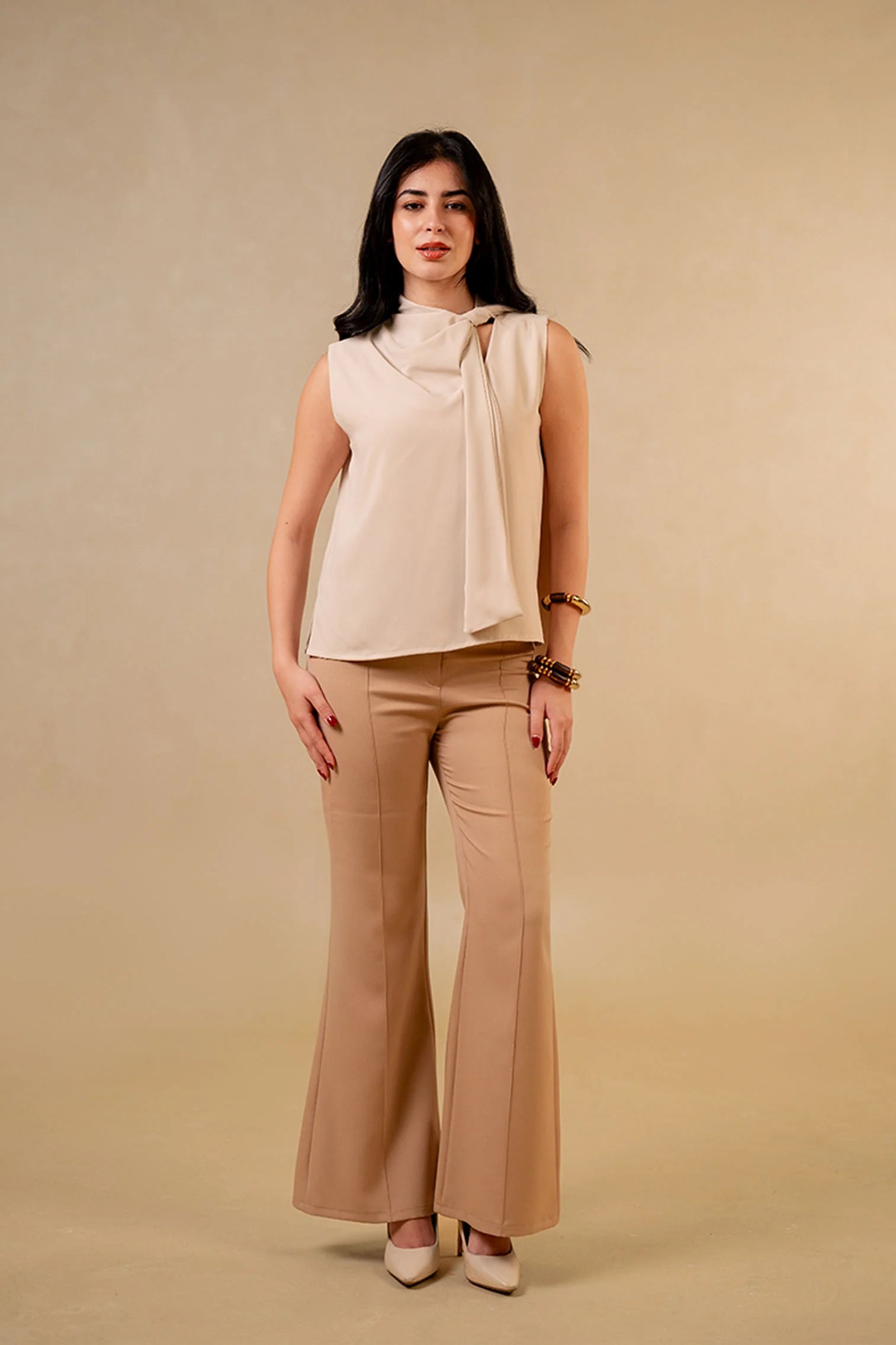 Sleevless Blouse