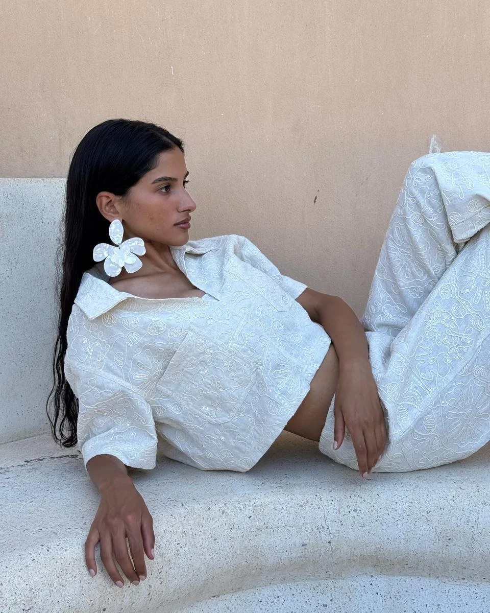 Bare Linen Embroidered Shirt