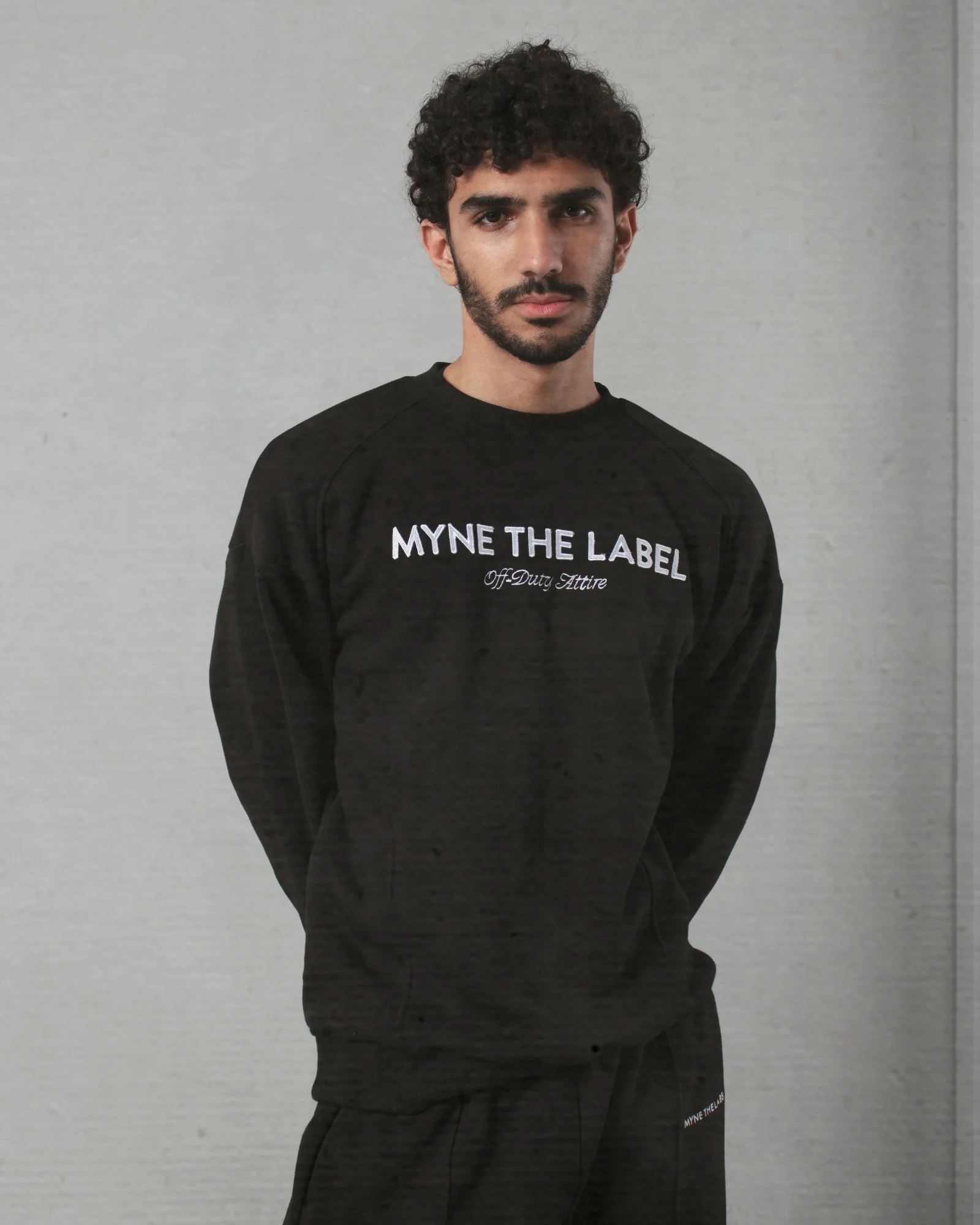 Oversized Cozy Crewneck - Black (GENDERLESS)