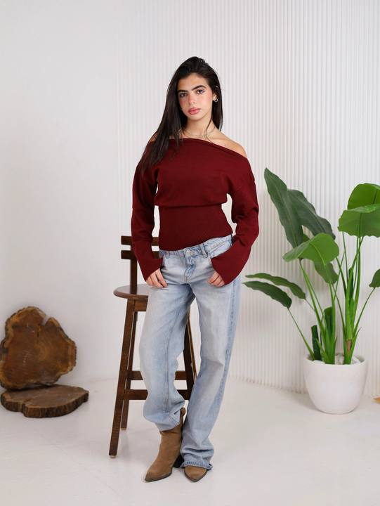Asymmetrical knit - Burgundy