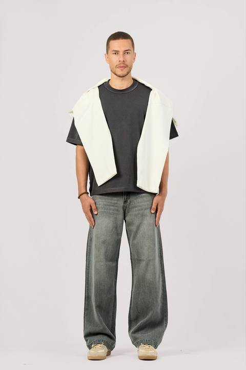 GREY BAGGY JEANS