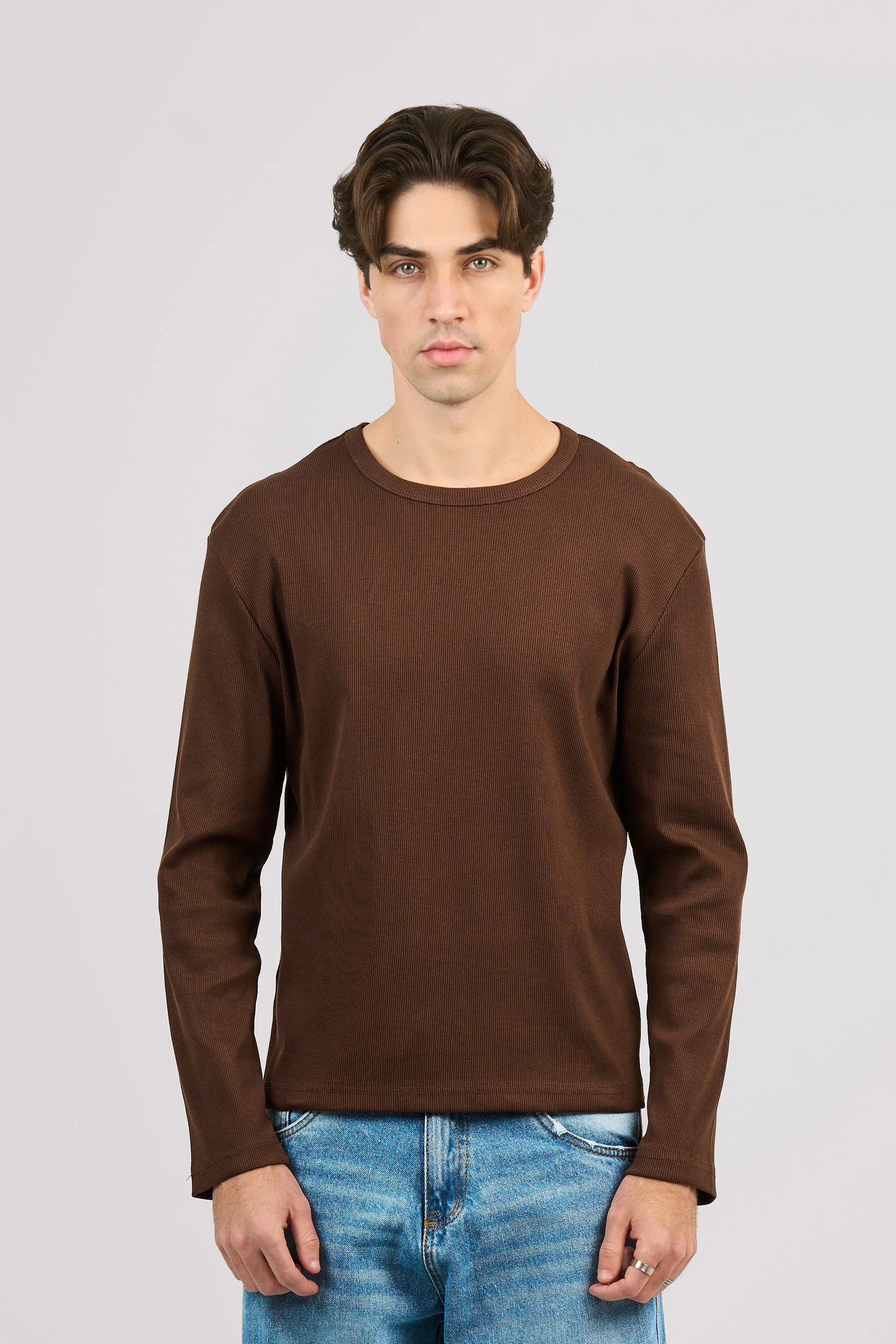 BROWN LONG SLEEVE RIBBED TSHIRT
