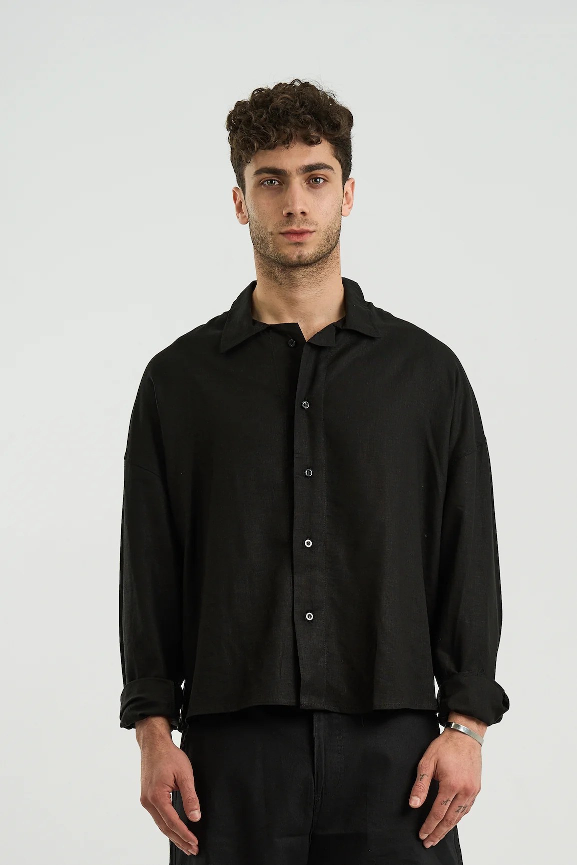 BLACK LONG SLEEVE LINEN SHIRT