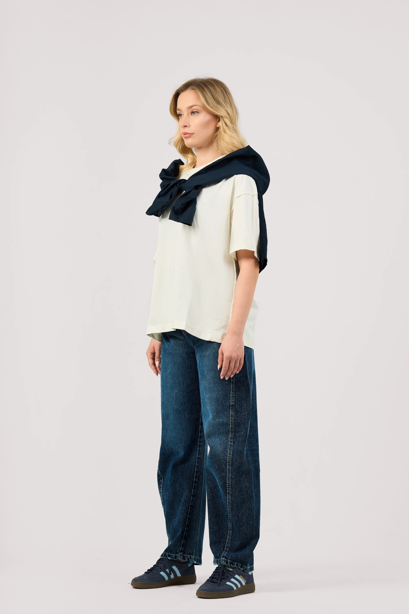DARK BLUE BALLOON JEANS