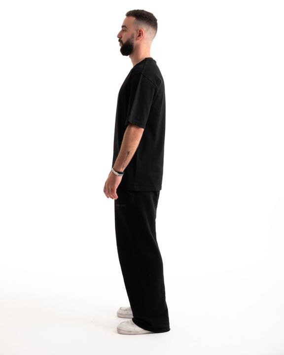 Black-Tee