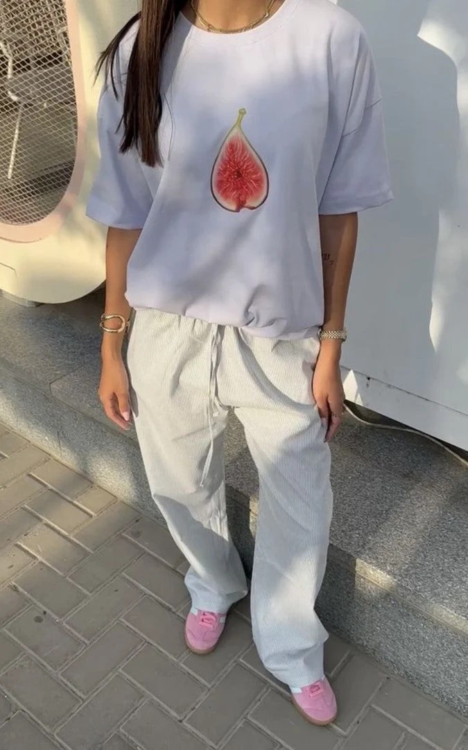 T-SHIRT