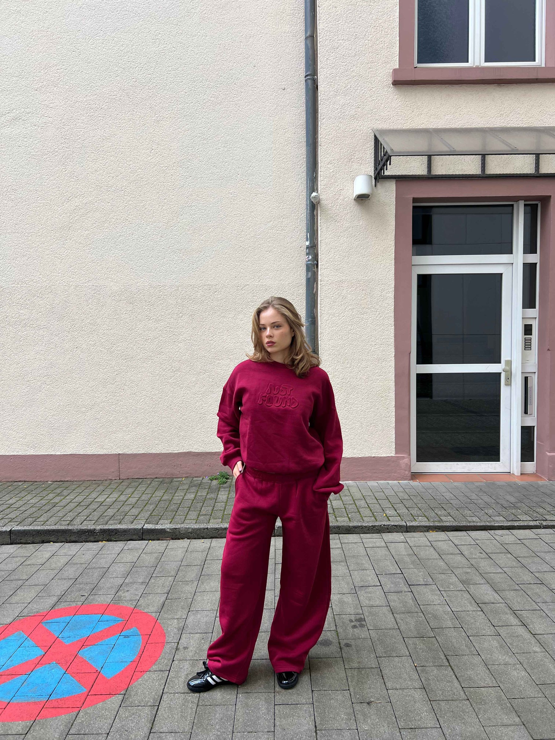 OVERSIZED CREWNECK