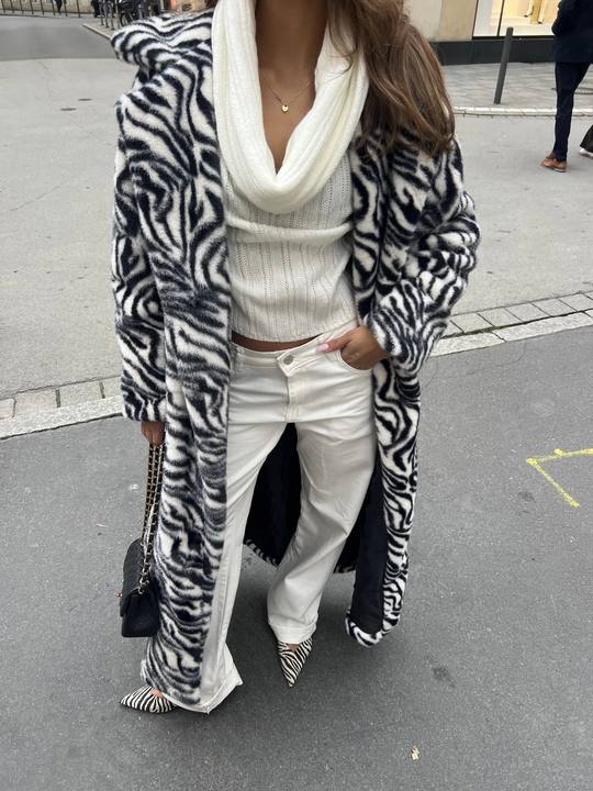 FAUX FUR COAT
