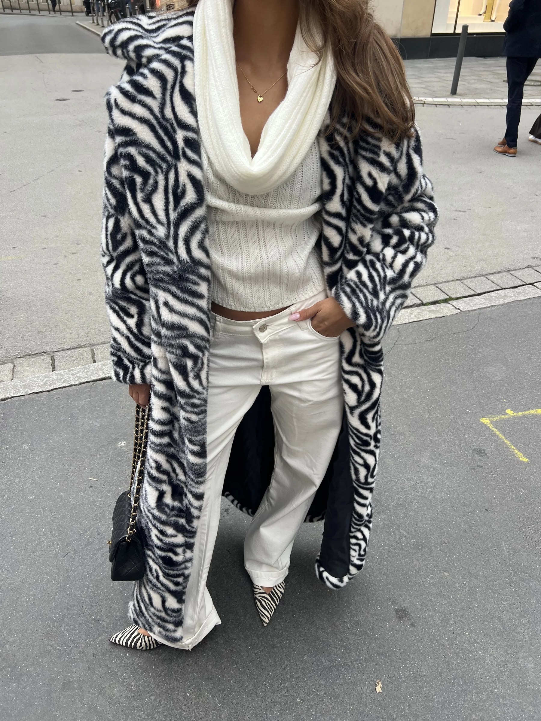 FAUX FUR COAT