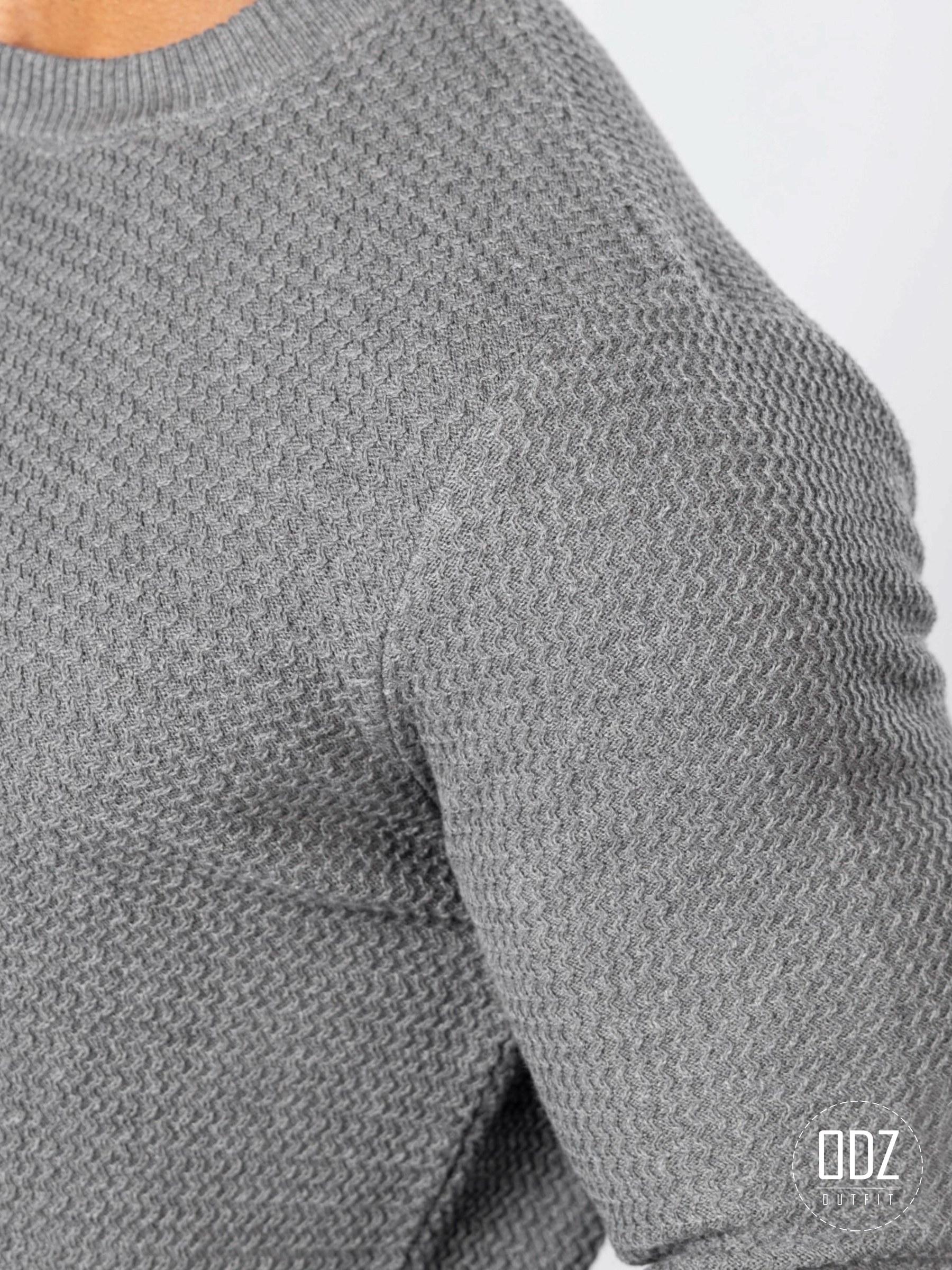 Zigzag Pullover