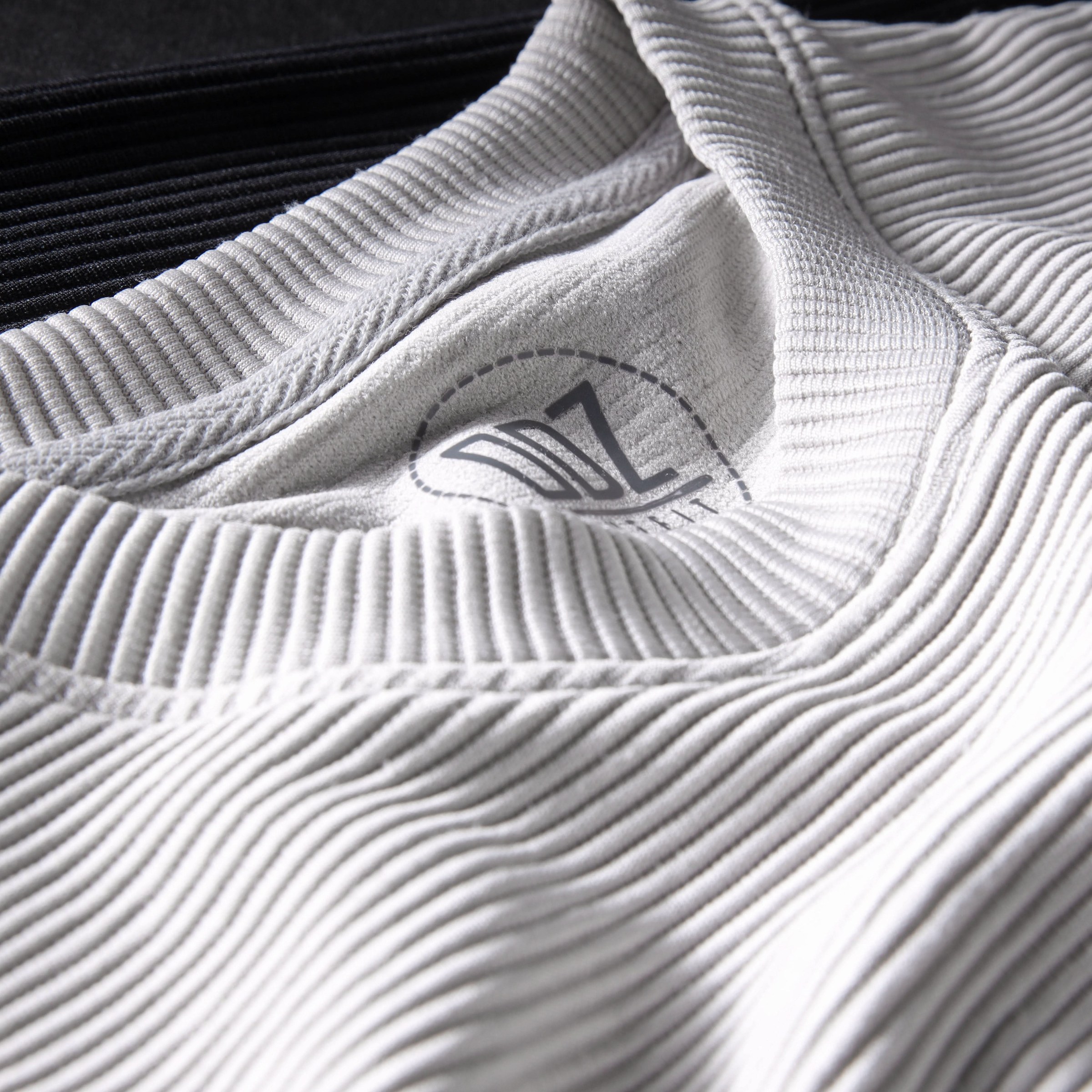 Bamboo Strips Curved T-shirt