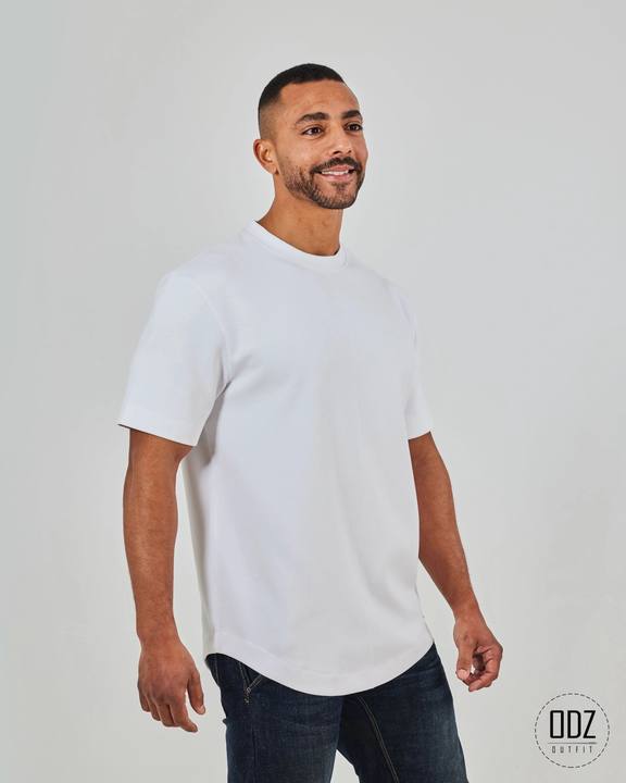 Relaxed Curved Strings T-shirt