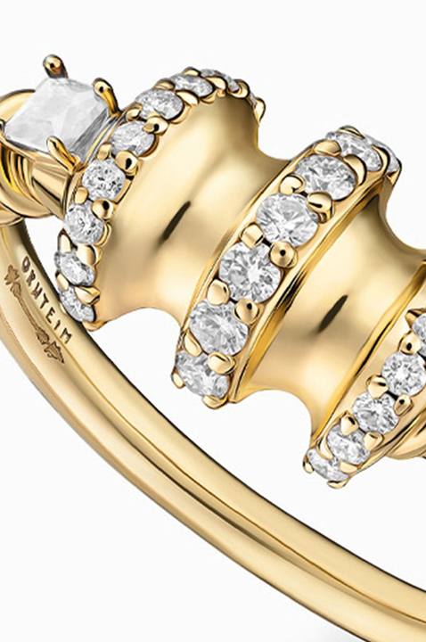 II CURVES RING