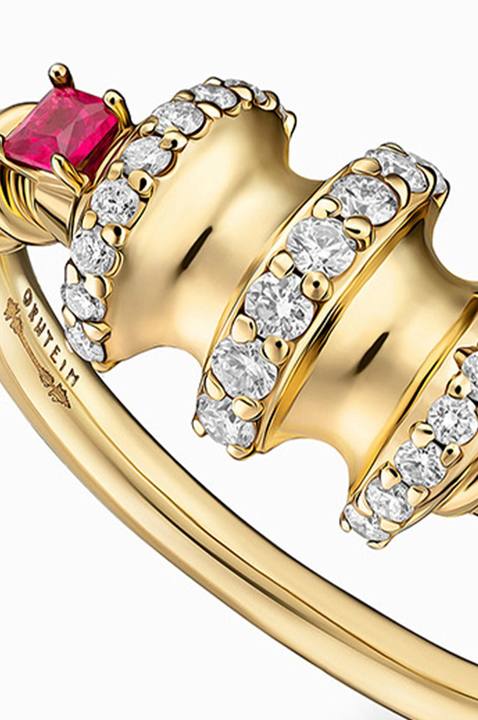 II CURVES RING