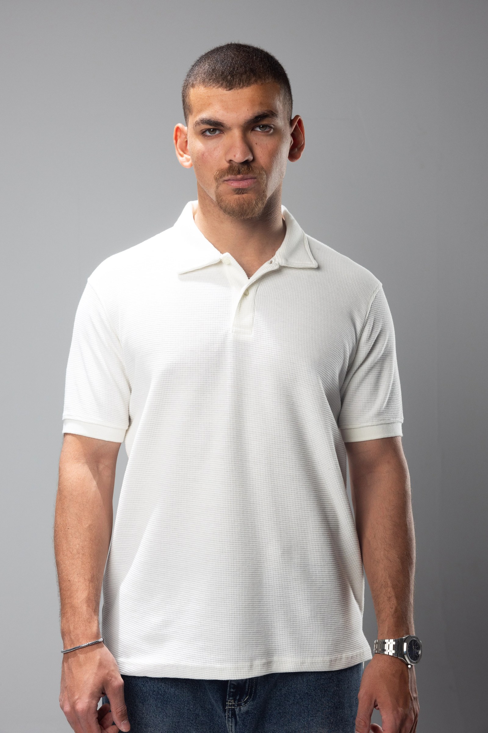 WHITE CASUAL COLLAR