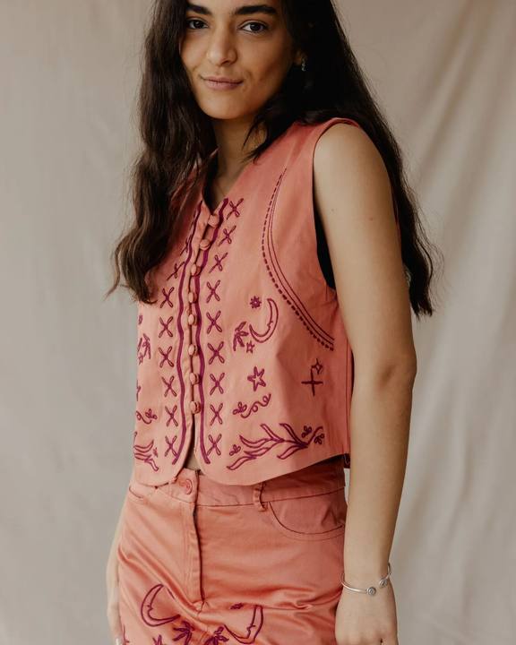 Village Vibes Vest Peach