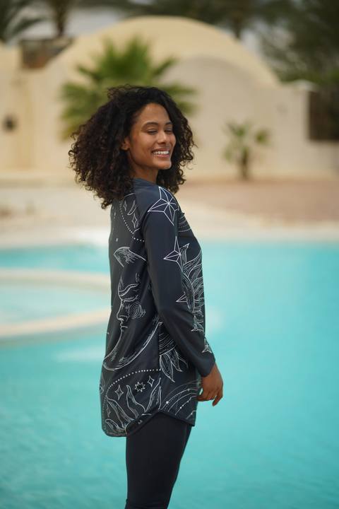 Interstellar Curved Long Rashguard