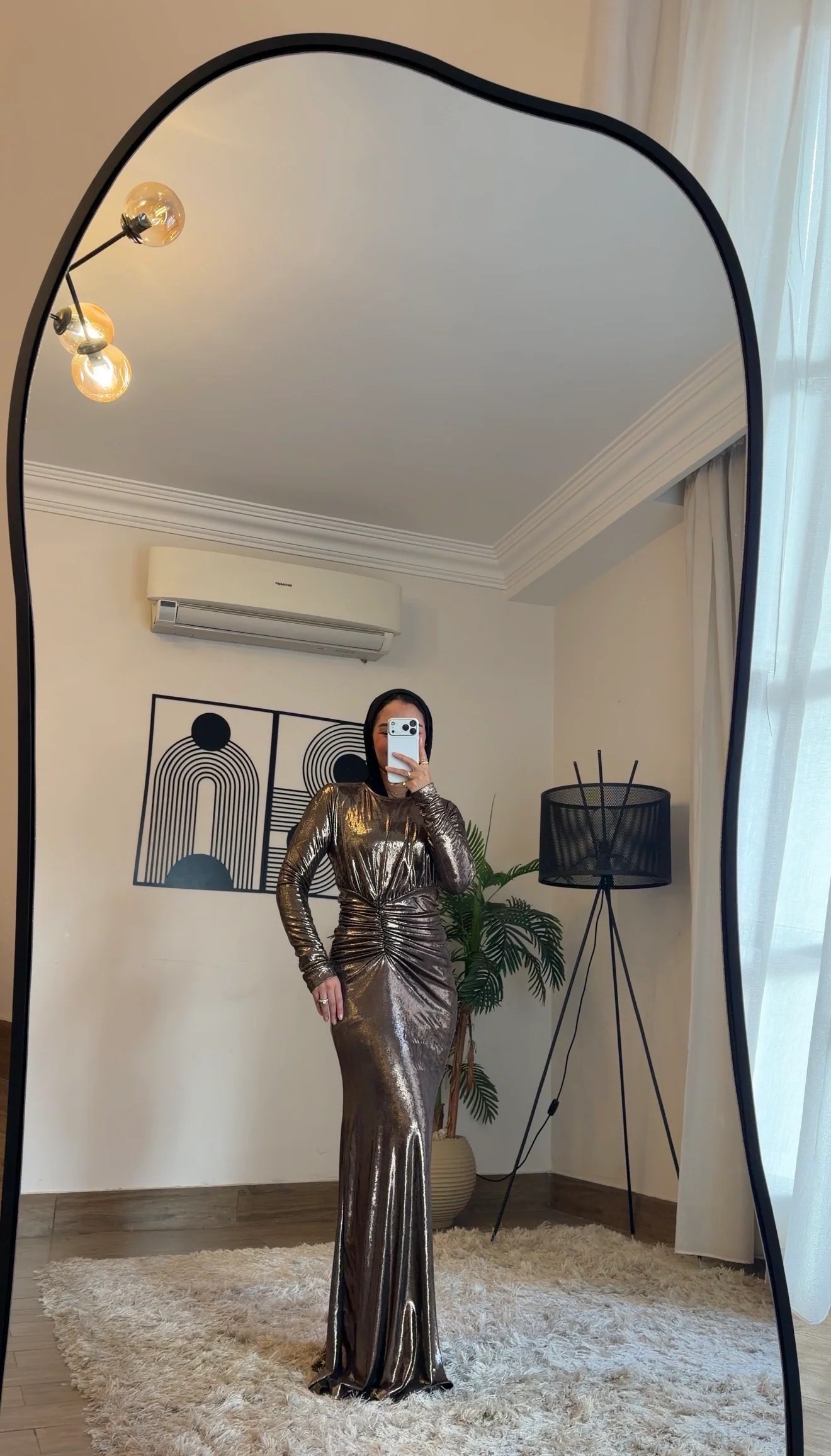 Lily dress in gold