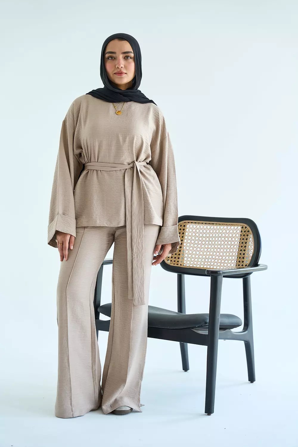 Multi-way set in beige