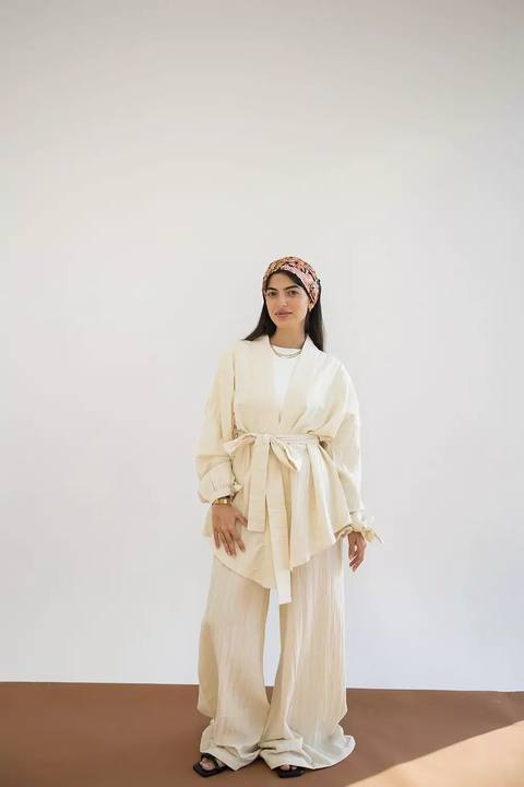 Crunchy set in ivory