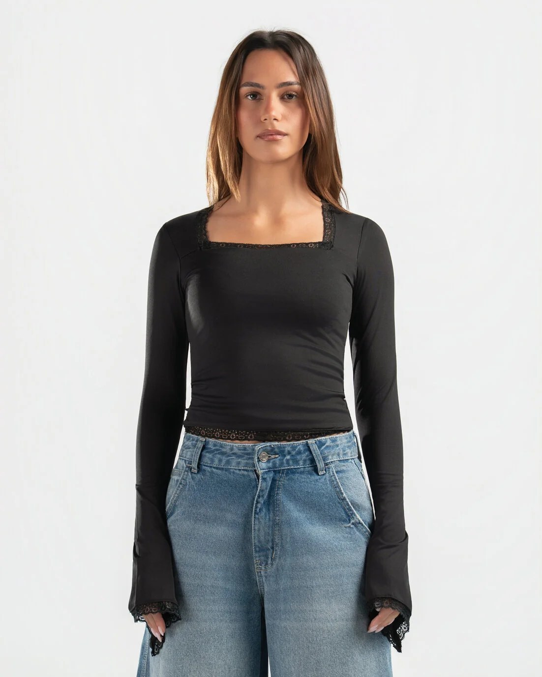 BLACK SQUARE LACE TOP