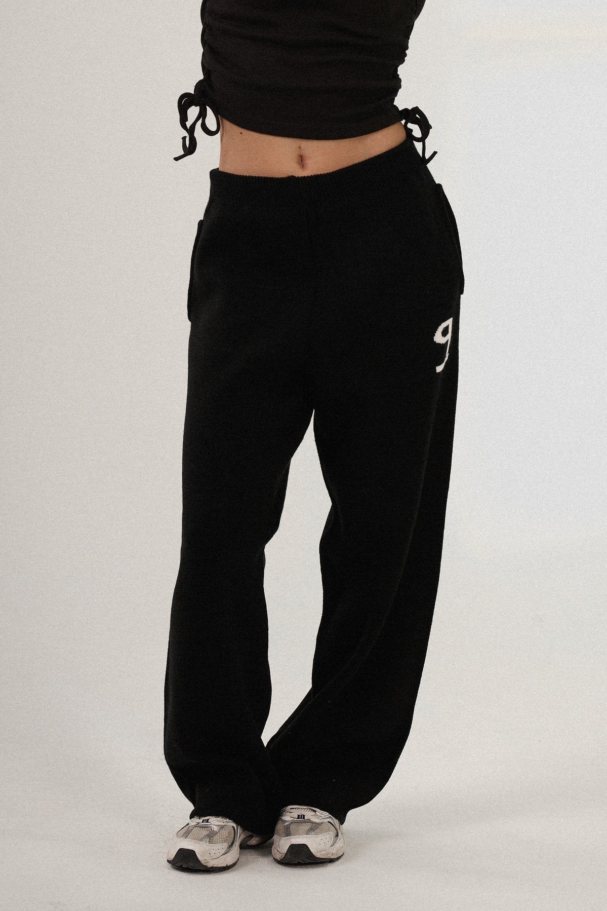 PSYCH BLACK KNITTED PANTS