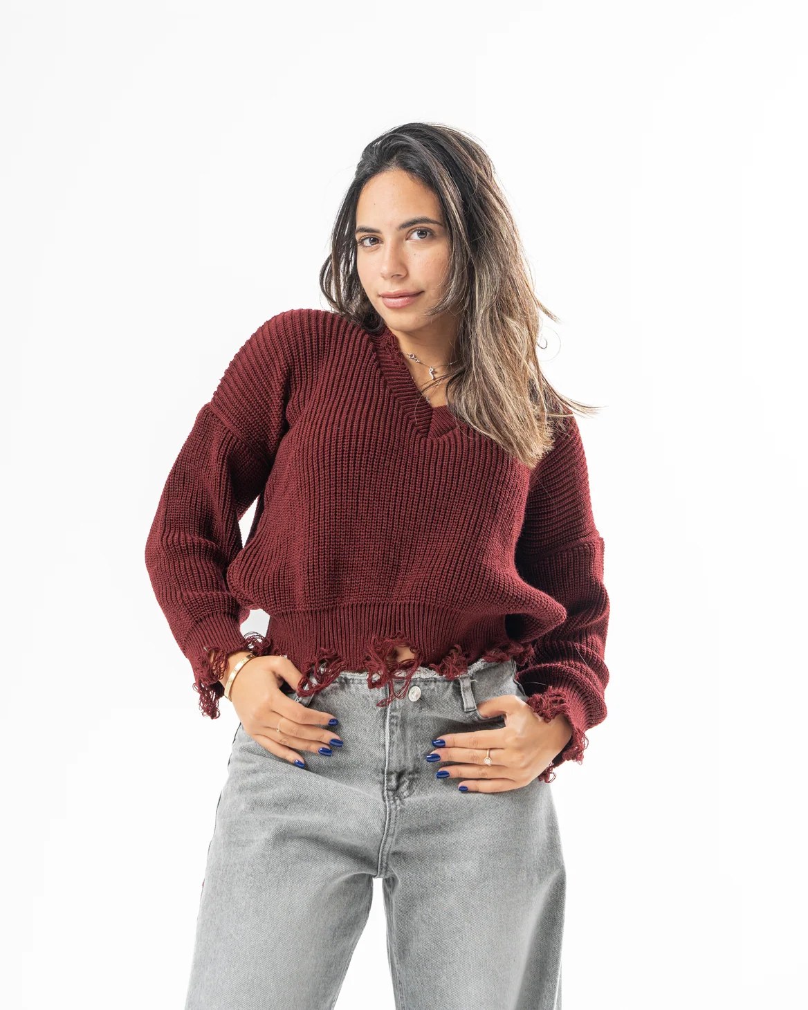 Ripped Pullover in Burgundy