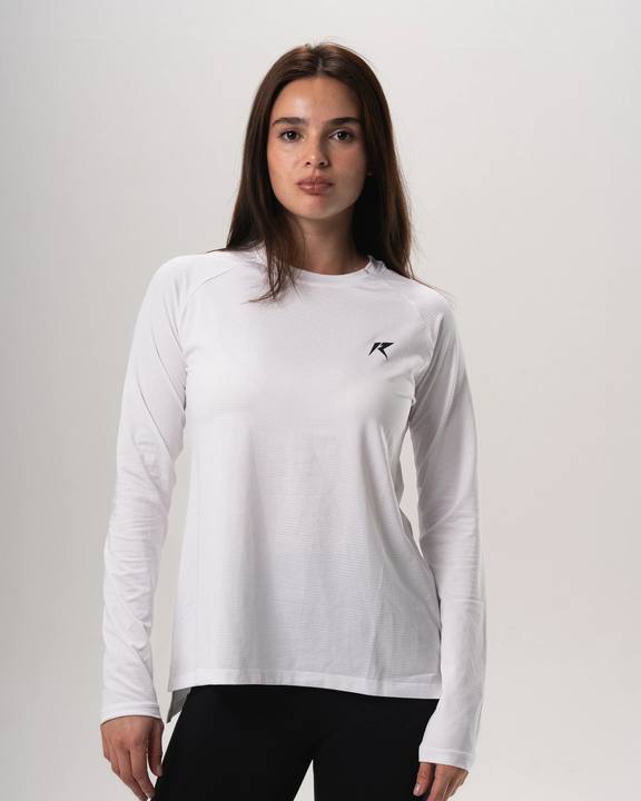 Essential Long Sleeve T-Shirt
