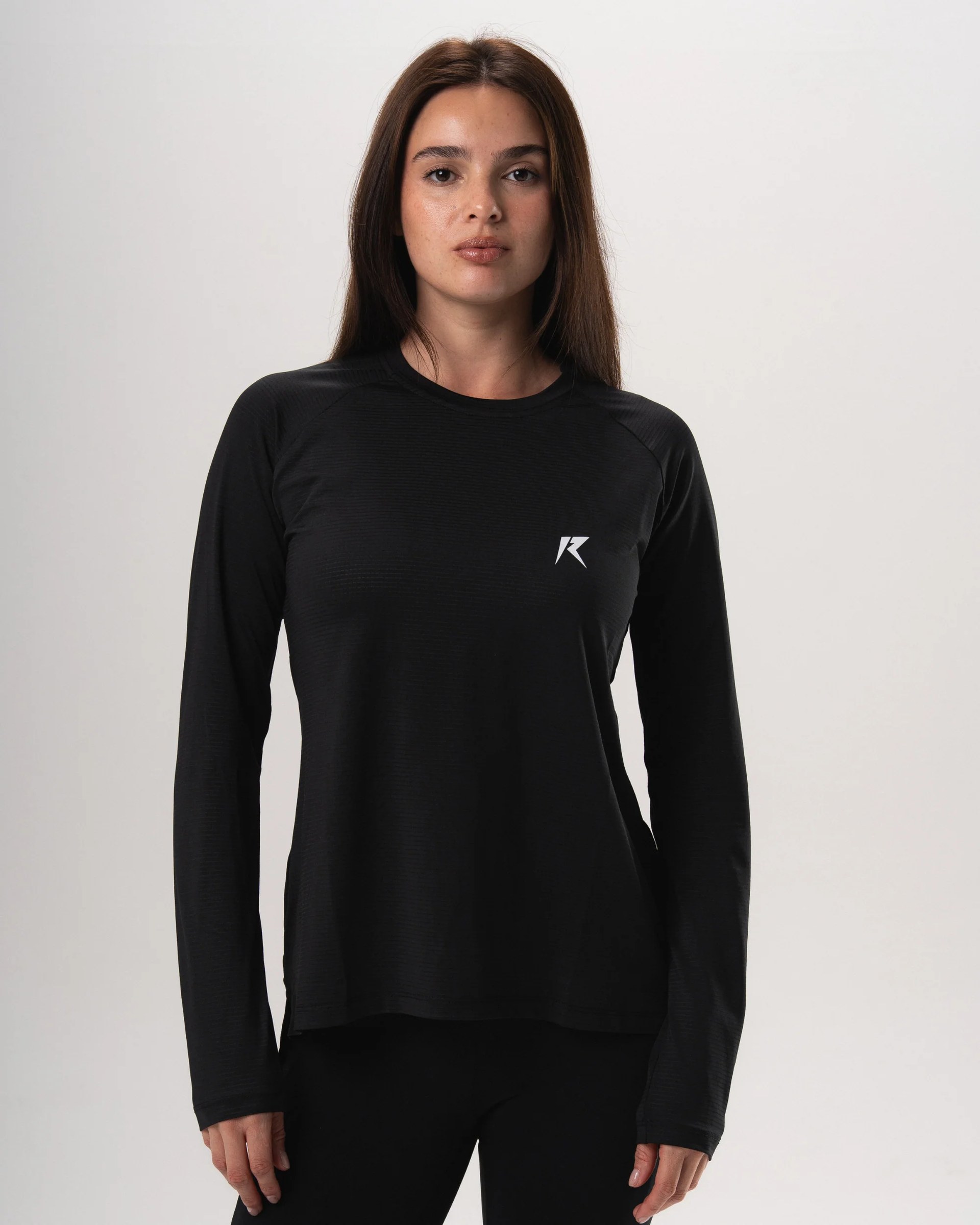 Essential Long Sleeve T-Shirt