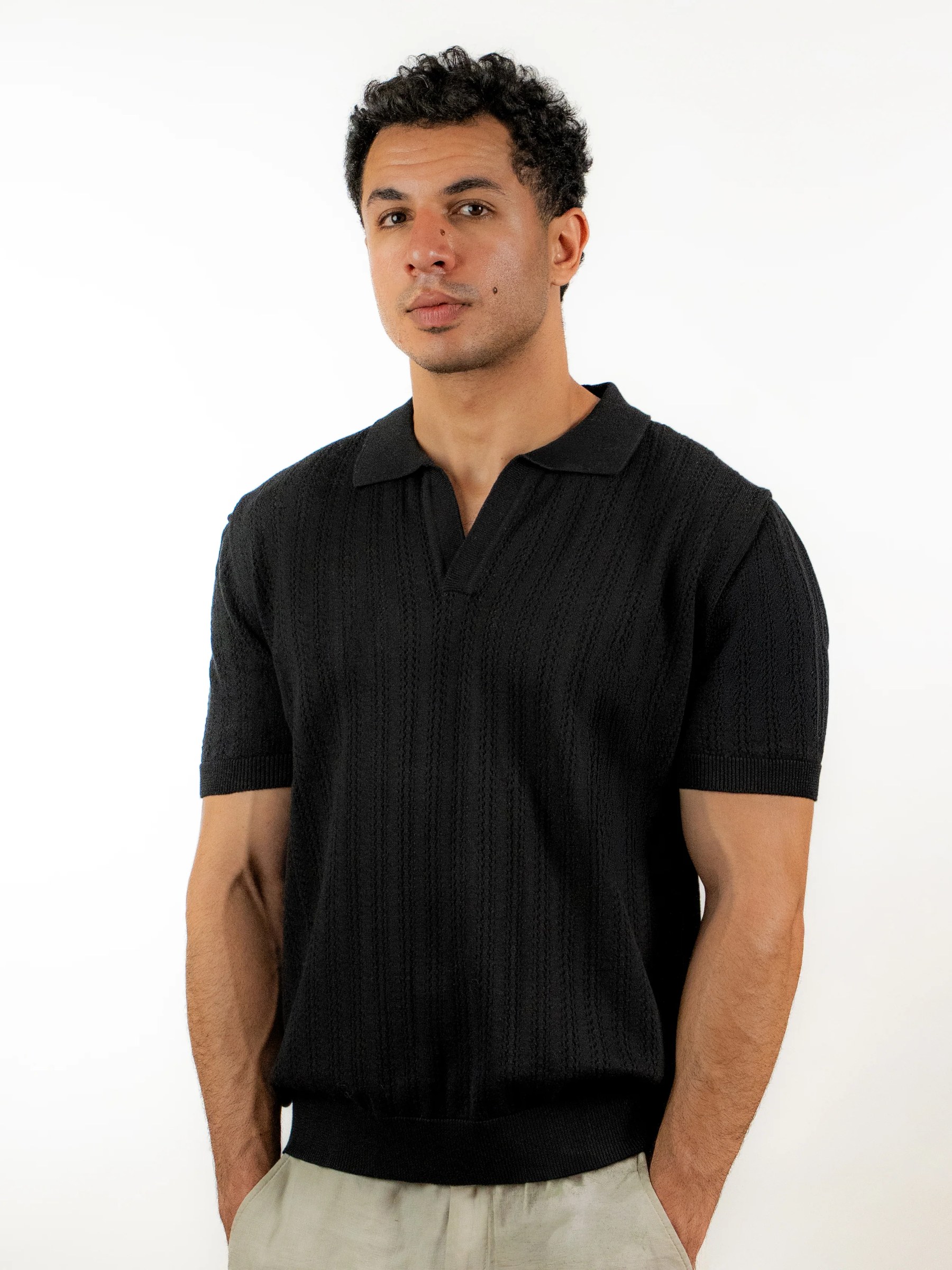 Open Knitted Short-Sleeve Polo Shirt - Black