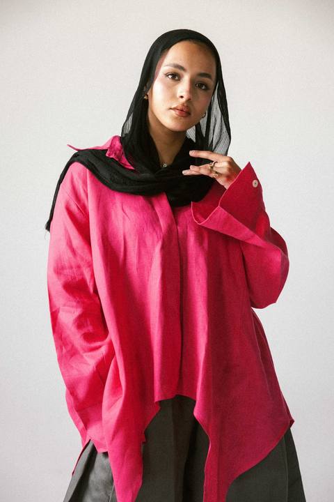Round shirt in fuchsia