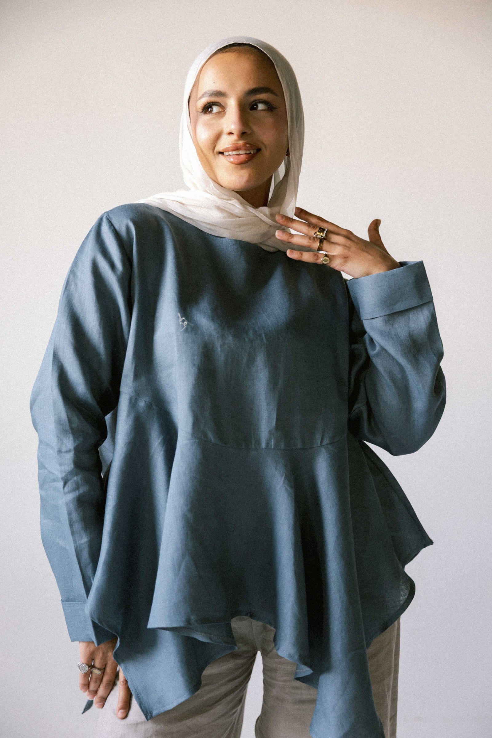 Ruffeled linen top in dark-denim