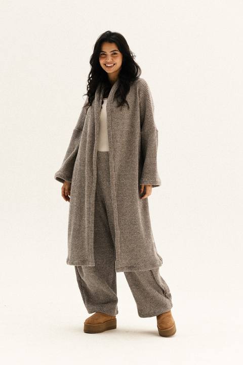 Knitted lined Kimono In Dark Cafe