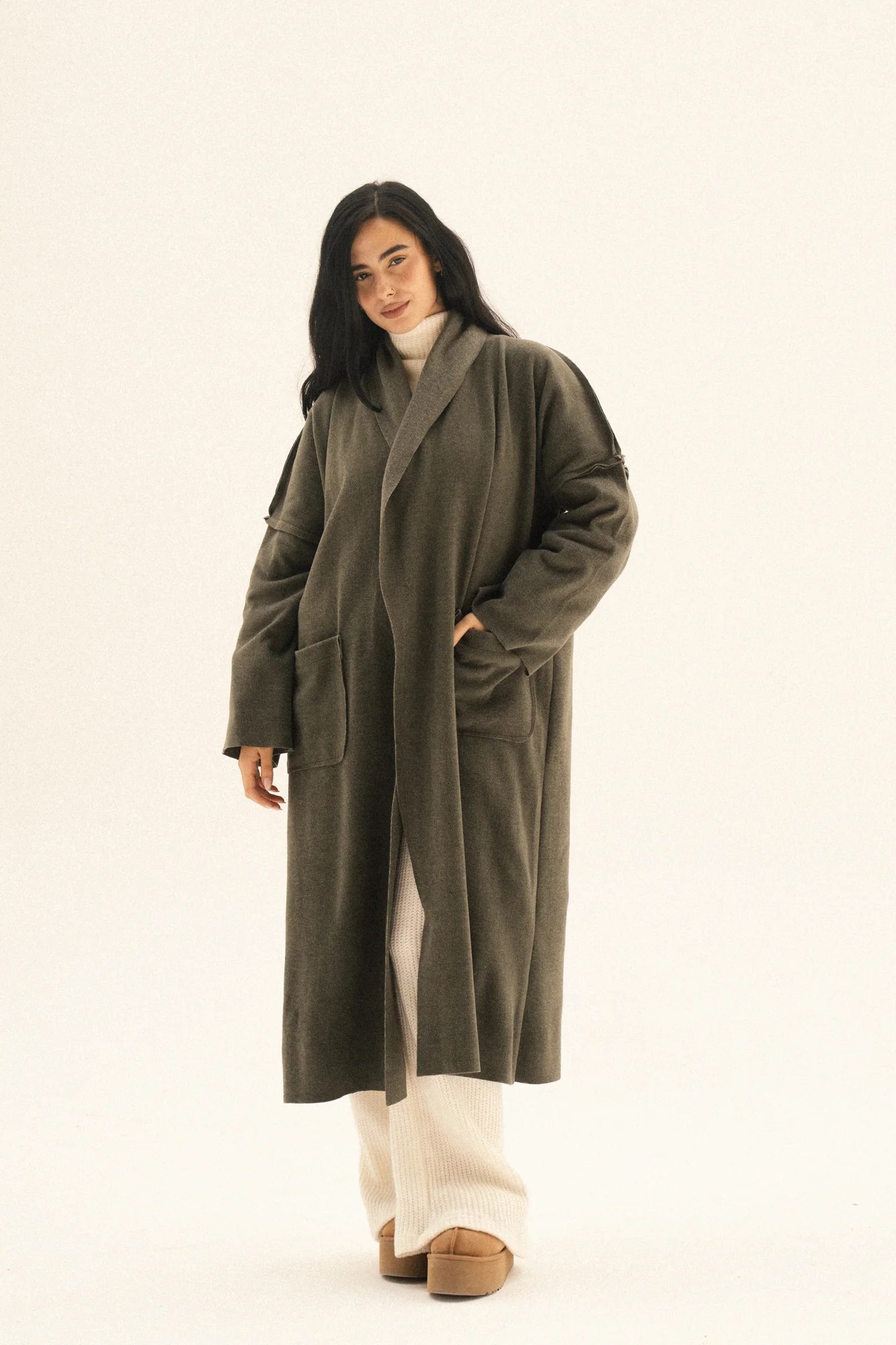 Long Pocket Coat In Olive