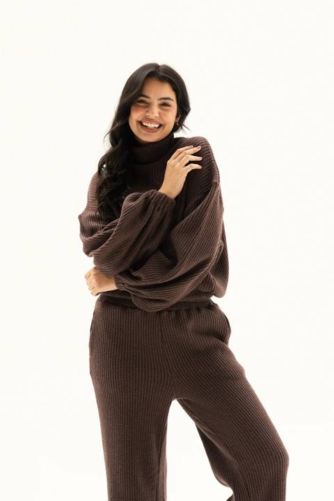 Elastic Knitted Set In brown