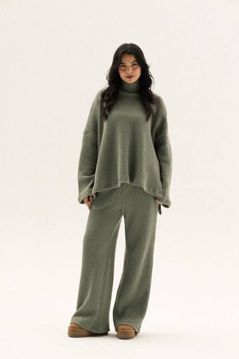 Knitted Love Set In Olive