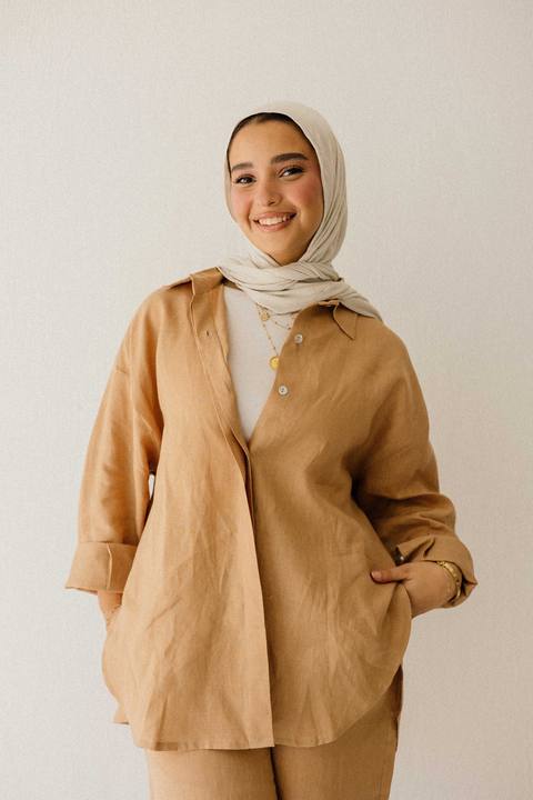 Daily Linen Shirt In Light Camel