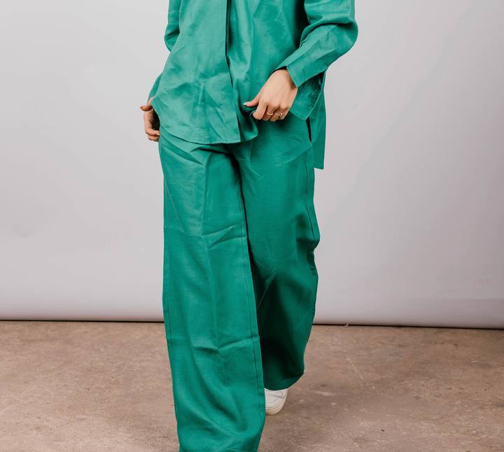 Basic Pant In Green