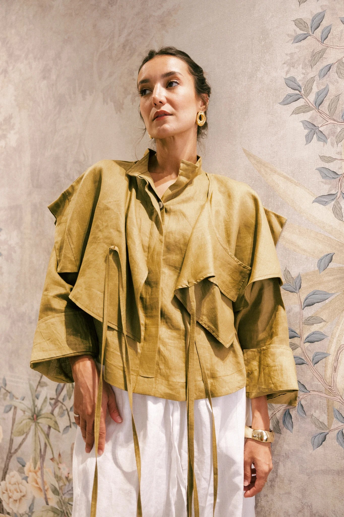 Layered shirt in dark lime-green