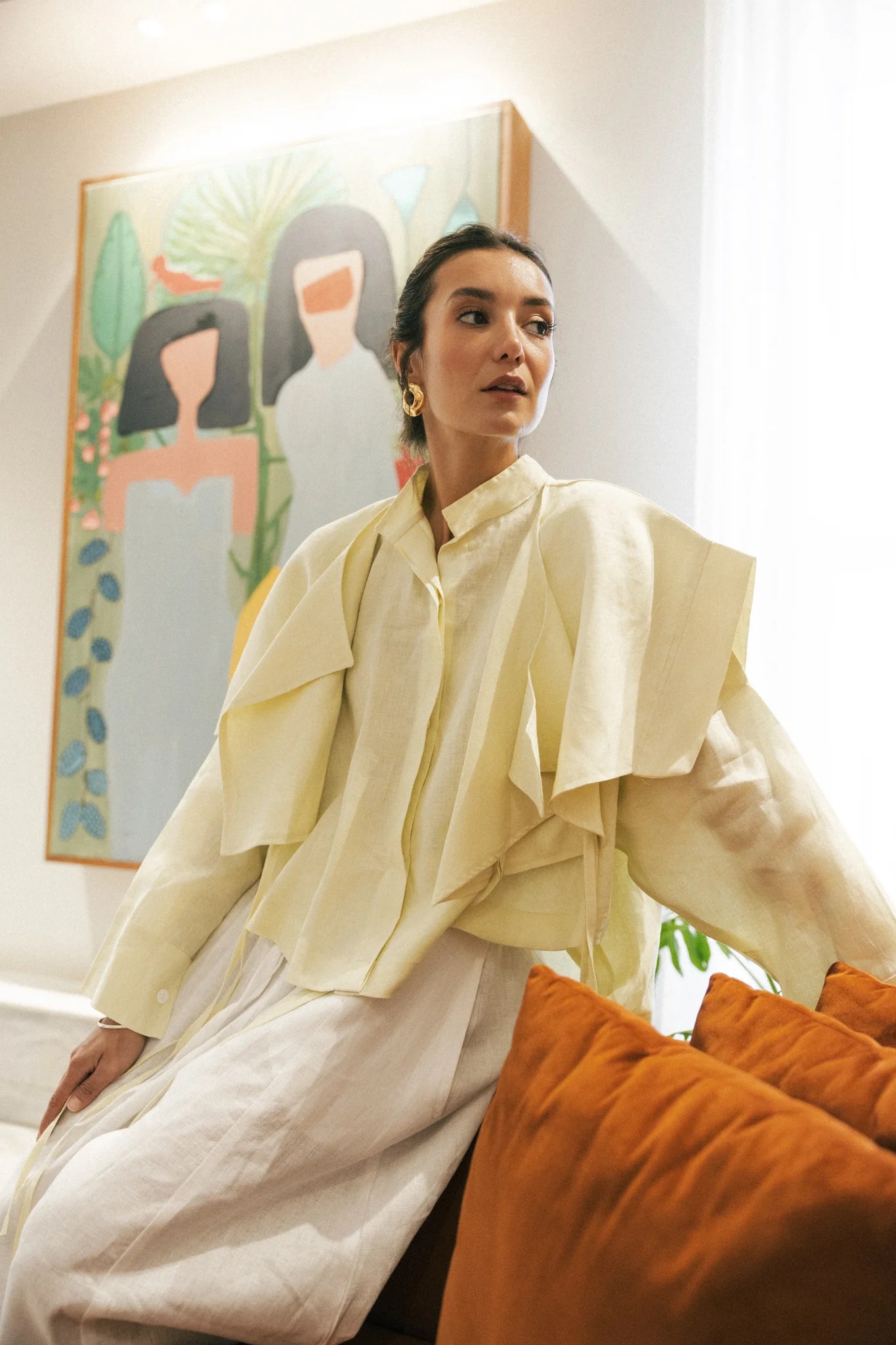 Layered shirt in butter yellow