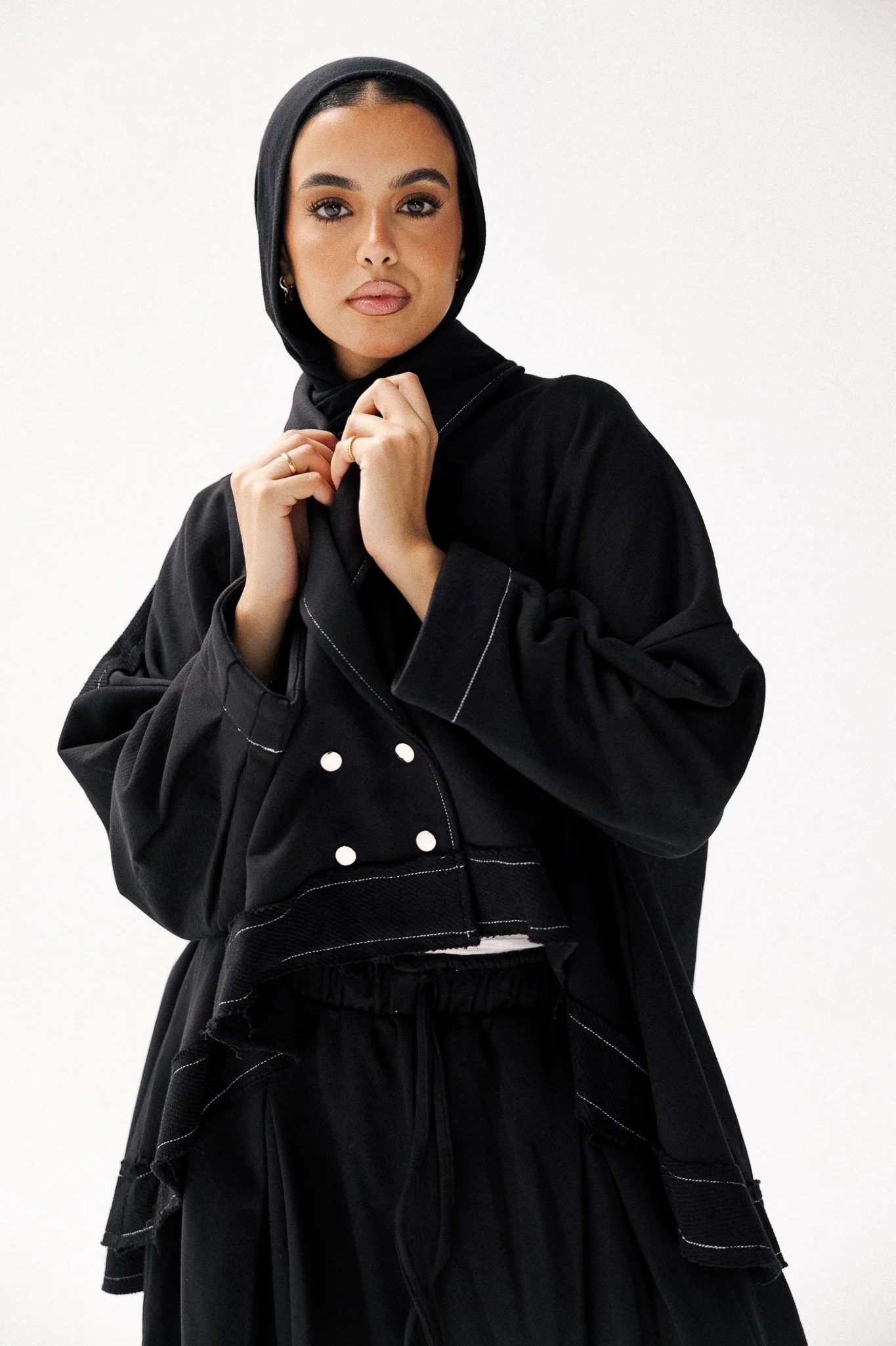 lined cotton set in black