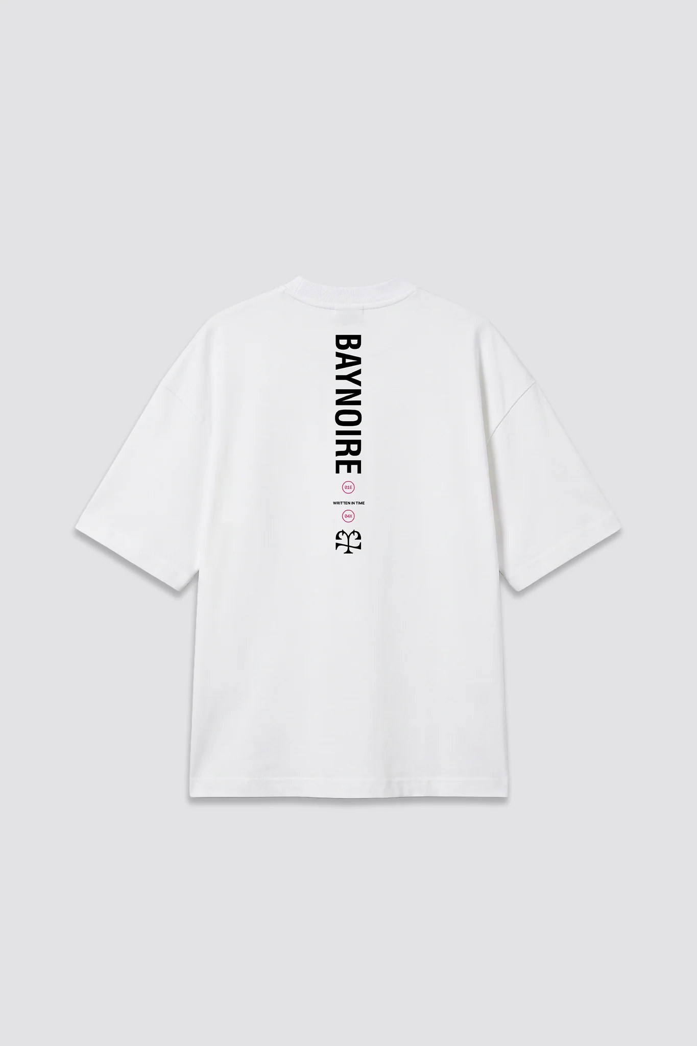 04X Oversized White Baynoire 01E/04X T-Shirt