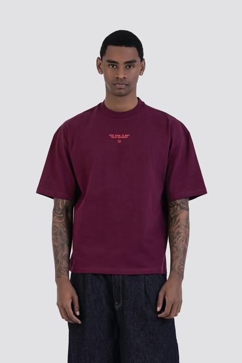 04X Oversized Stay Close Burgundy T-Shirt